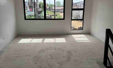 FOR SALE TOWNHOUSE TYPE IN DECA HOMES TACUNAN MINTAL DAVAO