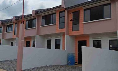 FOR SALE HOUSE AND LOT TOWNHOUSE TYPE IN DECA HOMES TACUNAN MINTAL