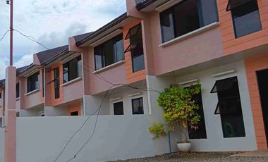 FOR SALE HOUSE AND LOT TOWNHOUSE TYPE IN DECA HOMES TACUNAN MINTAL