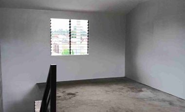FOR SALE HOUSE AND LOT TOWNHOUSE TYPE IN DECA HOMES TACUNAN MINTAL