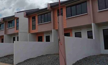FOR SALE HOUSE AND LOT TOWNHOUSE TYPE IN DECA HOMES TACUNAN MINTAL