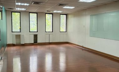 FOR LEASE: Office Space located at Metro House Jupiter St., Makati City