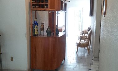 CASA EN VENTA, CON ALBERCA, AMPLIO JARDIN, FRACCIONAMIENTO LA PALMA, JIUTEPEC, MORELOS