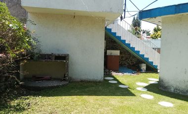 CASA EN VENTA, CON ALBERCA, AMPLIO JARDIN, FRACCIONAMIENTO LA PALMA, JIUTEPEC, MORELOS