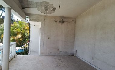 CASA EN VENTA, CON ALBERCA, AMPLIO JARDIN, FRACCIONAMIENTO LA PALMA, JIUTEPEC, MORELOS