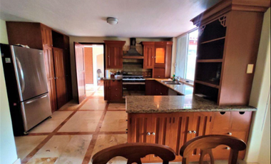 Hermosa Casa en El Palomar, Tlajomulco, en Excelente Precio