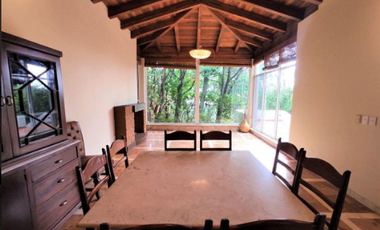Hermosa Casa en El Palomar, Tlajomulco, en Excelente Precio