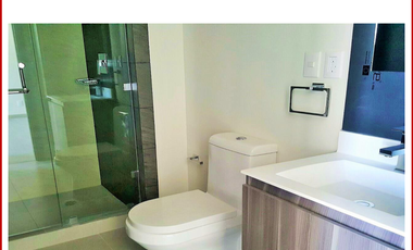 Departamento en venta en Querétaro. Adamant. Piso 18               $ 2,600,000