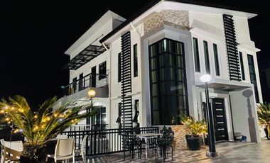 5 Storey Luxury House for Sale in Suello Village, Baguio City