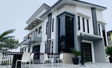 5 Storey Luxury House for Sale in Suello Village, Baguio City