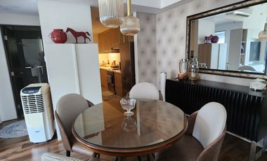 FOR SALE/LEASE: Condominium in Parkway Place, Brgy. Alabang, Muntinlupa City