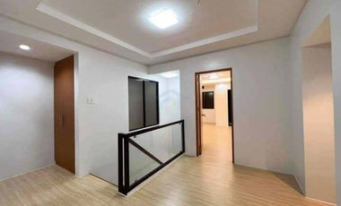 For Sale House & Lot located in BF Resort Village,Talon 2, Las Piñas City
