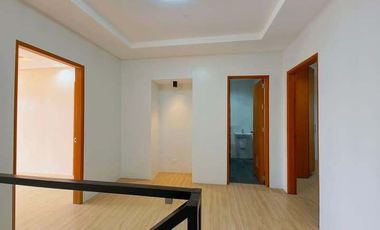 For Sale House & Lot located in BF Resort Village,Talon 2, Las Piñas City