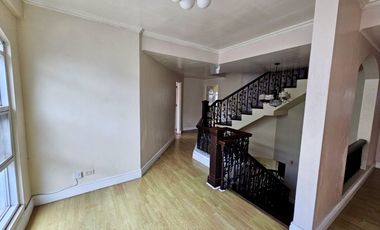 5BR MEDITERRANEAN HOUSE IN HILLSBOROUGH, ALABANG