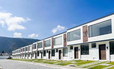 Pomasqui, Casa por Estrenar, Dentro de Conjunto Privado