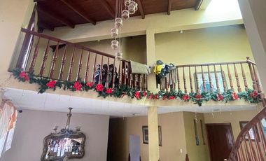 En venta casa de 7 dormitorios en cdla.Albonor.