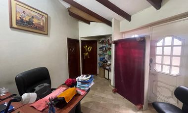 En venta casa de 7 dormitorios en cdla.Albonor.