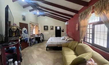 En venta casa de 7 dormitorios en cdla.Albonor.