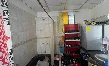 En venta casa de 7 dormitorios en cdla.Albonor.