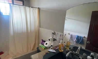 En venta casa de 7 dormitorios en cdla.Albonor.