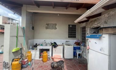 En venta casa de 7 dormitorios en cdla.Albonor.