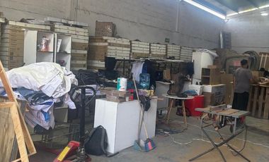 VENTA DE EDIFICIO CON OFICNA Y BODEGA, COL MODERNA