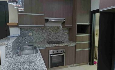 Se alquila departamento en Samborondón sector UEES