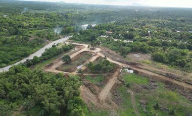 Amadeo Tagaytay Cavite Lot for Sale FREE TRANSFER OF TITLE Along Eastwest Road
