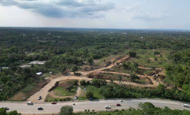 Amadeo Tagaytay Cavite Lot for Sale FREE TRANSFER OF TITLE Along Eastwest Road
