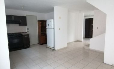 Rento casa 2 recamaras en Lomas Jardines, Garcia, Nuevo Leon