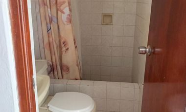 San Miguel: se vende casa con cuatro dormitorios, un departamento y cuarto de servicio.