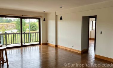 Departamento Central de 108 m² + 2 Estacionamientos y Bodega – Puerto Varas