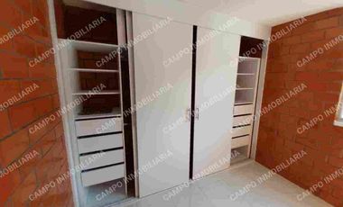 VENTA CASA FRACCIONAMIENTO JARDINES DE XOCHITEPEC, XOCHITEPEC MORELOS. 
CASA TOTALMENTE REMODELADA CON PORTÓN ELÉCTRICO.