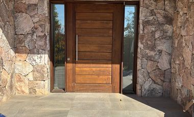 ARRIENDO DE CASA DE 2 PISOS, SOLO ARRIENDO COMERCIAL, EMPRESAS CONTRATISTAS CODELCO, CASAS DE ACOGIDA, JARDINES INFANTILES, CLINICAS PRIVADAS, SPA.
