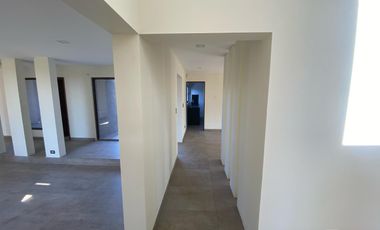 ARRIENDO DE CASA DE 2 PISOS, SOLO ARRIENDO COMERCIAL, EMPRESAS CONTRATISTAS CODELCO, CASAS DE ACOGIDA, JARDINES INFANTILES, CLINICAS PRIVADAS, SPA.