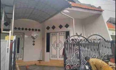 *Disewakan rumah siap huni Bratang gede wonokromo surabaya*