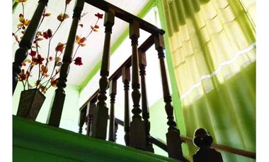 Vende Hermosa casa en el casco patrimonial en Santiago, Barrio Yungay, Avenida Ricardo Cumming N 582, 584