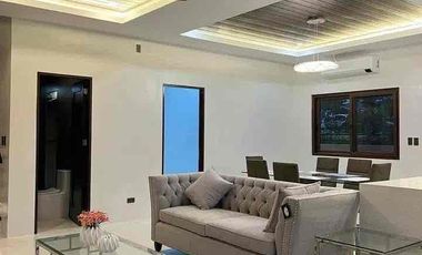 BRAND new house with pool in Talamban