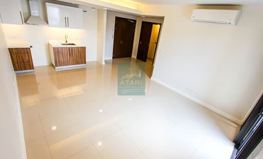 Rare High-Floor 1BR Zen Unit with Bathtub at The Alcoves – Exceptional Value!