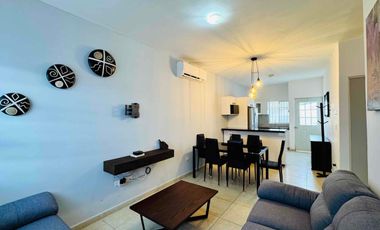Vive con Estilo y Confort en Esta Hermosa Casa Amueblada con Alberca y Seguridad 24/7!