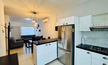 Vive con Estilo y Confort en Esta Hermosa Casa Amueblada con Alberca y Seguridad 24/7!