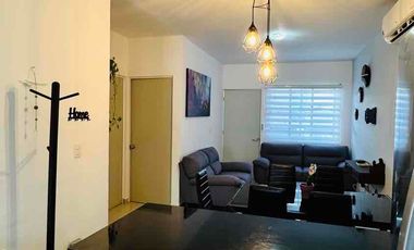 Vive con Estilo y Confort en Esta Hermosa Casa Amueblada con Alberca y Seguridad 24/7!