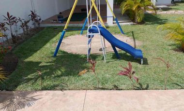 Vive con Estilo y Confort en Esta Hermosa Casa Amueblada con Alberca y Seguridad 24/7!