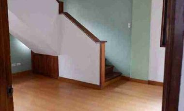 HOUSE AND LOT FOR SALE at  Kingsville Executive Village along Marcos Highway Lower  Antipolo City.