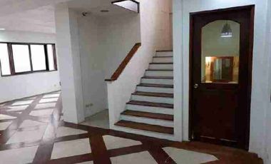 HOUSE AND LOT FOR SALE at  Kingsville Executive Village along Marcos Highway Lower  Antipolo City.