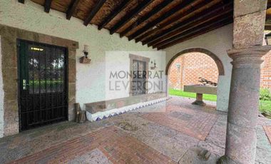 Se vende Hermosa Casa de una planta en Españita con Gran Jardín.