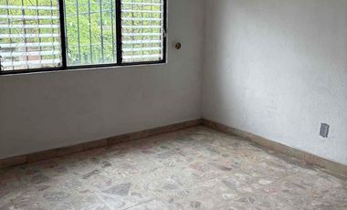 SE RENTA BONITO DEPARTAMENTO PARA OFICINAS, CONSULTORIOS O DEPAACHOS