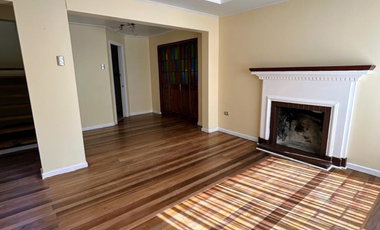 ARRIENDA AMPLIA Y CENTRAL CASA VIÑA DEL MAR