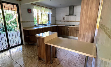 ARRIENDA AMPLIA Y CENTRAL CASA VIÑA DEL MAR