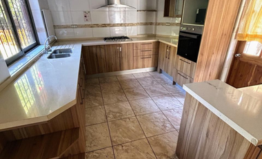 ARRIENDA AMPLIA Y CENTRAL CASA VIÑA DEL MAR